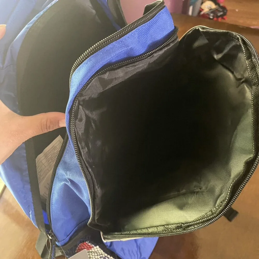Dickies School Backpack Daypack 2 side pockets for a water bottle Ergonomic New